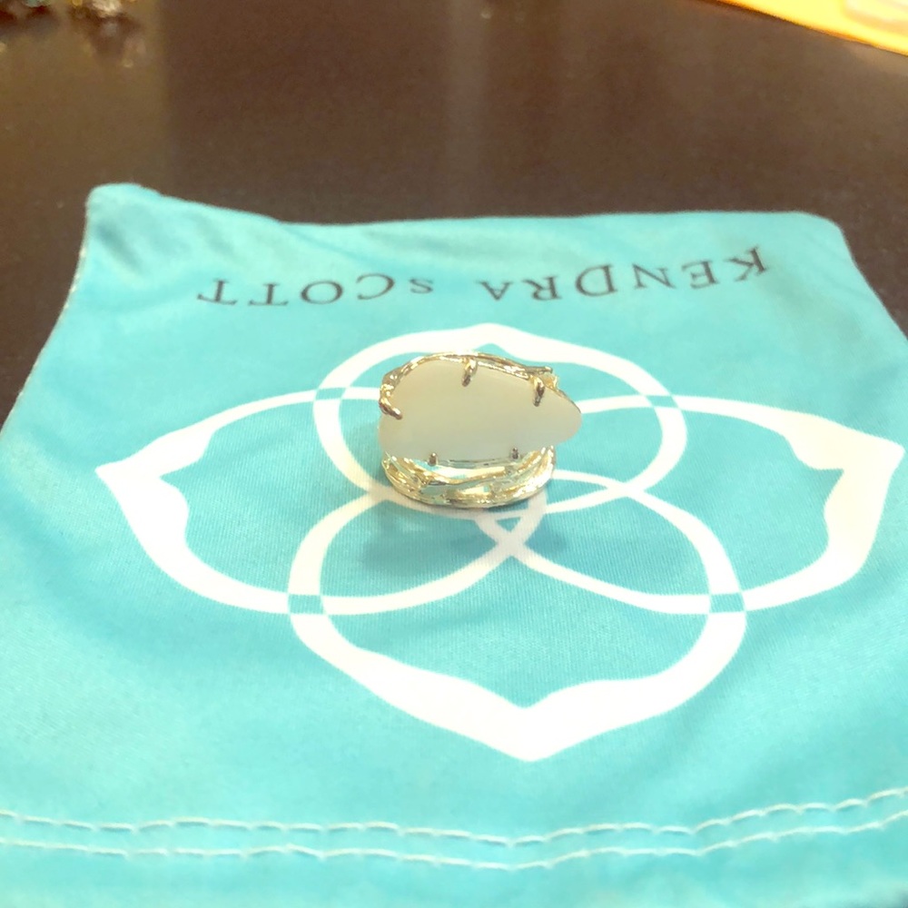 Kendra Scott Cora Coil Ring